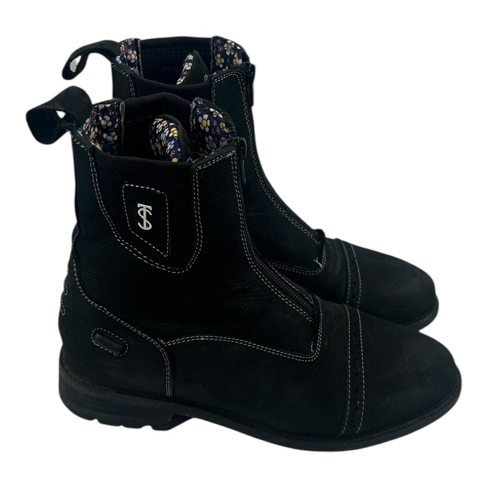 Tredstep Spirit Front Zip Boots insulated
All terrain equestrian sz 6.5